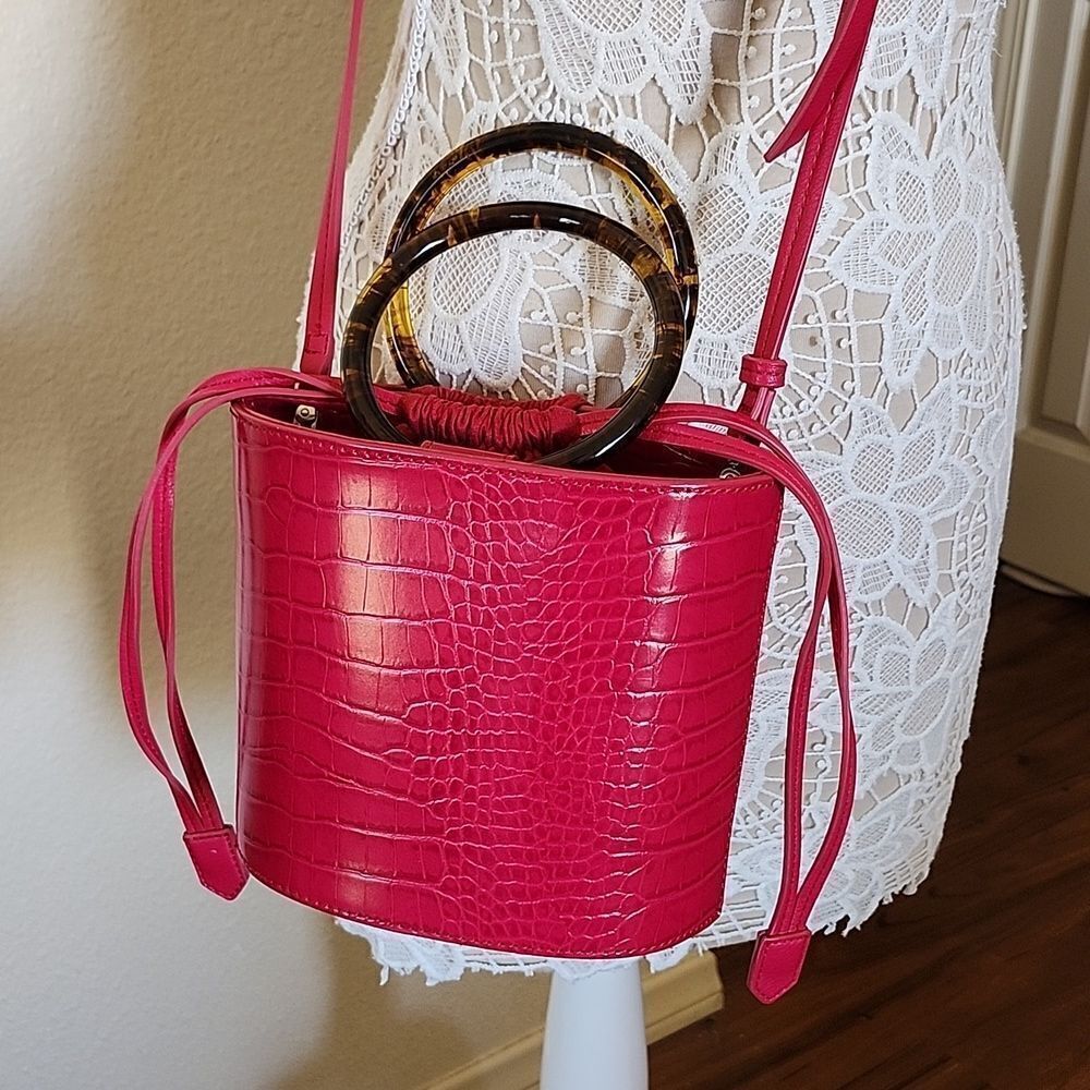 Barbiecore Hot Pink Retro 50's 60's Avante Garde Bucket Bag